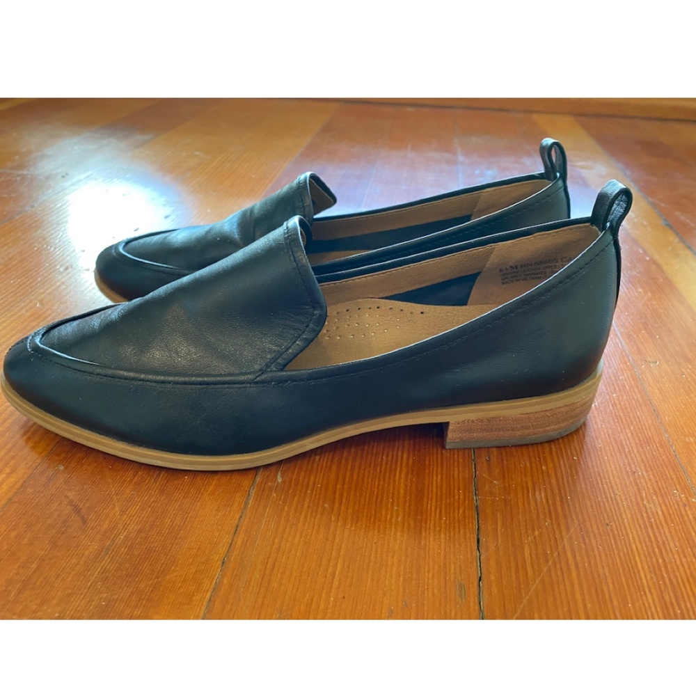 Black Susina Kellen Leather Loafers - Size 6.5